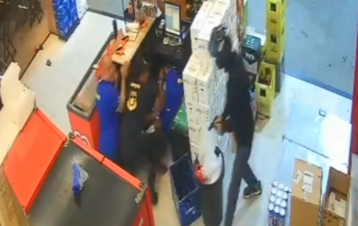 Sicario Gang Members End Gas Station Attendant Point Blank