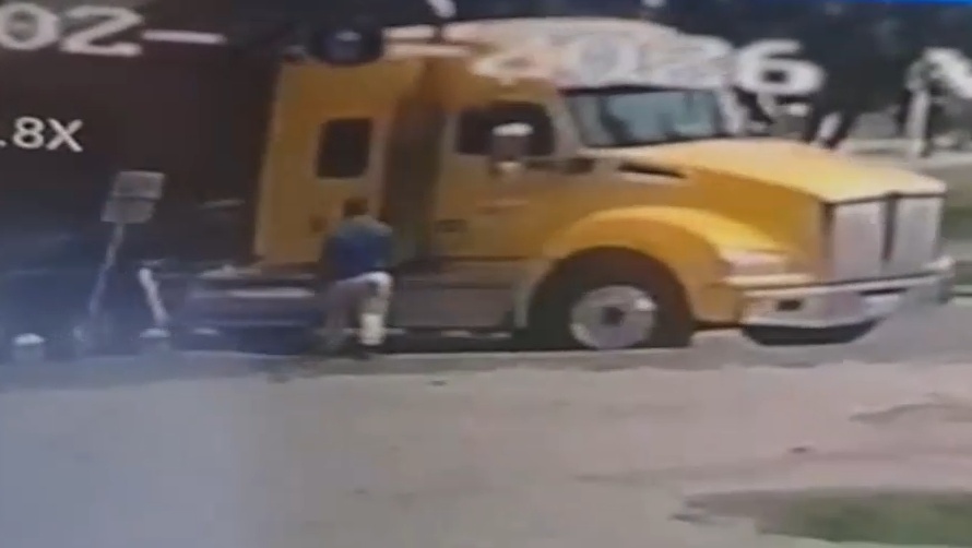Man Gives Up on Life and Places His Body Under Truck Wheels (CCTV & Aftermath)