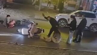 Girl Assaulted By Angry Couple After She Caused A Moped Fender Bender