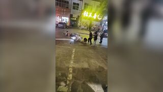 Girl Assaulted By Angry Couple After She Caused A Moped Fender Bender
