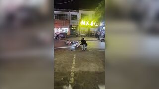 Girl Assaulted By Angry Couple After She Caused A Moped Fender Bender