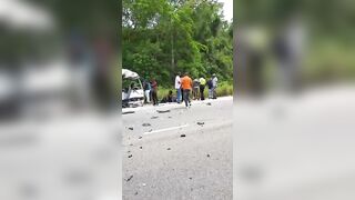 Several Dead Following Head On Crash Of Vans In Jamaica