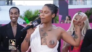 Dominican Rapper had the Best Dress no doubt