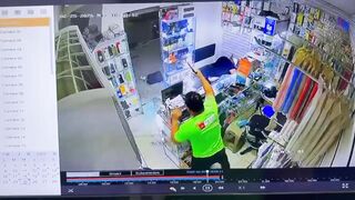 Shop Owner Kills Armed Robber In Dominican Republic