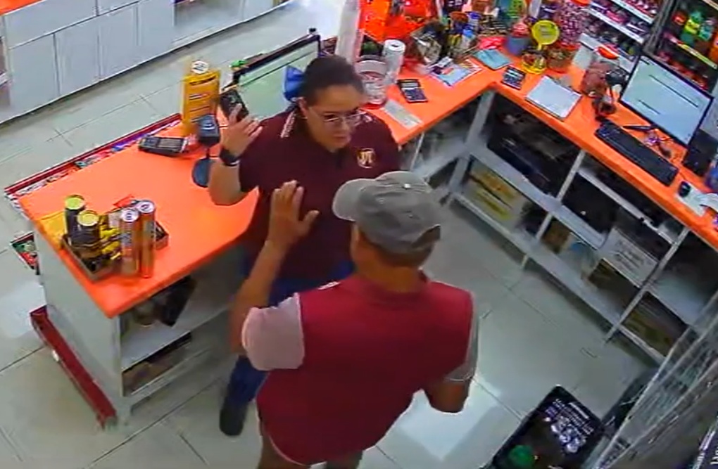 Drugged Man Attacked And Attempted to Sexually Assault Female Store Employe