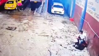 Man Executed In Targeted Attack at Colombia Car Wash