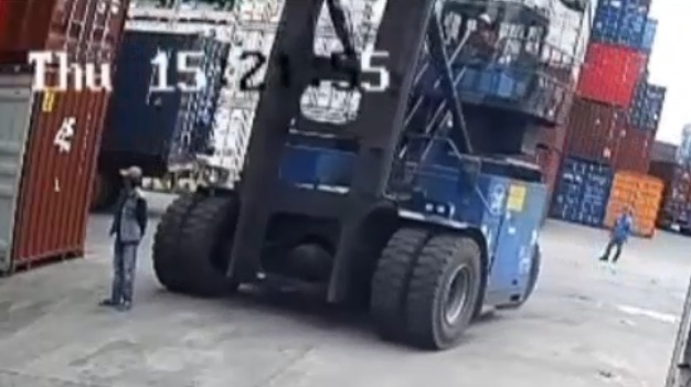 Indonesian Worker Crushed to Death In Horrific Forklift Accident