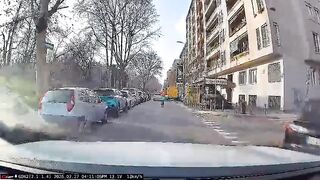 Tram derails in Milan, One Dead
