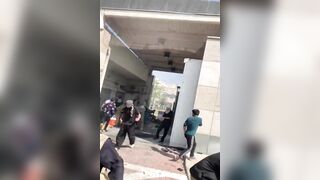 U.S. Marines shoot rioters trying to storm the U.S. Embassy in Karachi,killing several