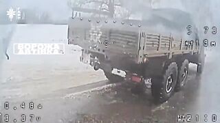 Ukrainian Border Guard Brigade Hart struck multiple Russian soldiers.