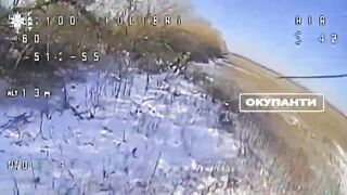 Ukrainian Border Guard Brigade Hart struck multiple Russian soldiers.