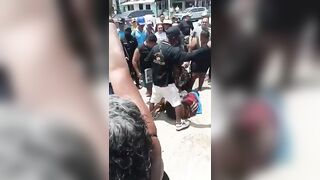 Man Accused Of Touching AYoung Girl Attacked By Locals In Colombia