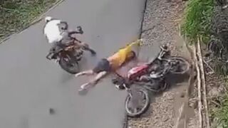 Motorcyclist Dies After Getting Neck Broken By Another Rider In Ecuador