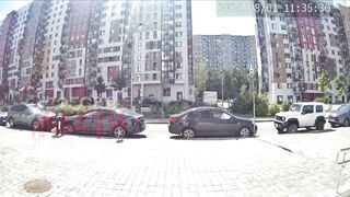 Drunk Moscow Dude Jumps To His Death After GF Left Him