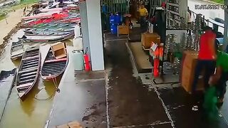 AmateurRobbers Meet Instant KARMA