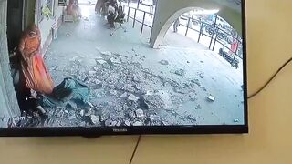 Woman Suffers Head Injury After Celling Collapses & Falls On Her At Government Hospital