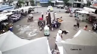 Elderly Woman Gets Stabbed And Clubbed By Market Vendor In Vietnam