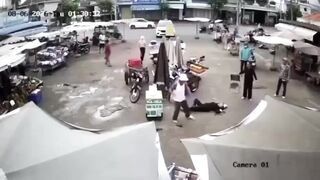 Elderly Woman Gets Stabbed And Clubbed By Market Vendor In Vietnam