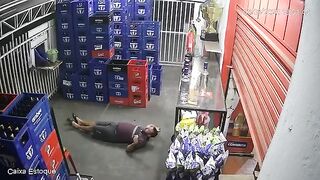 Booze Vendor Gets Bullets Instead Of Payment