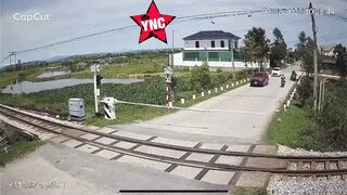 89-Year-Old Woman Dies After Being Hit By Train While Trying to Cross Railroad Tracks