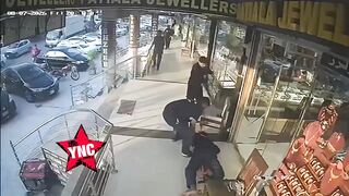 Jewelry Security Guard Accidentally Shoots Himself In The Head, Dies On Spot