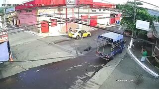 Drunk Man Lying On The Road Gets Run Over By Truck In El Salvador