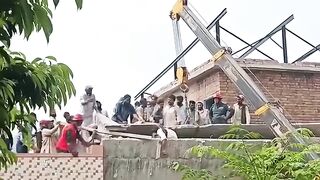 Elderly Worker Crushed To Death By Concrete Slab At Construction Site In Pakistan