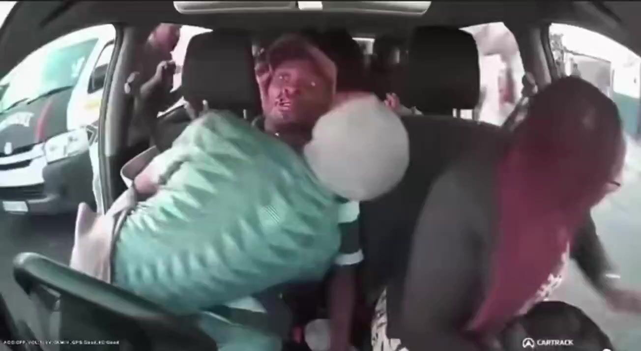 App Driver Knocked Out And Robbed By Gang In South Africa
