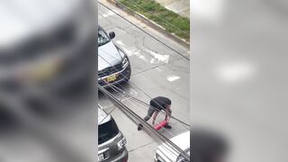 Street Fight Was Boring Until the Extinguisher Showed Up