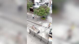 Street Fight Was Boring Until the Extinguisher Showed Up