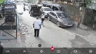Sanitation Worker Gets Stabbed To Death In Broad Daylight