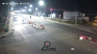 Paraguay: Truck Loses Brakes, Physics Wins, 4 Dead
