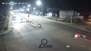 Paraguay: Truck Loses Brakes, Physics Wins, 4 Dead