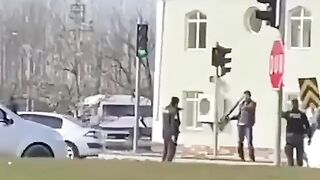 Turkish man shoots his head off with a shotgun infront of police (CLASSIC VIDEO)