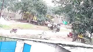 A motorcyclist died after his neck was strangled by a rope in the middle of the road.