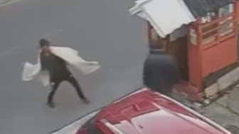 Homeless Brut Knocks Out Security Guard With A Stone, Robs Him