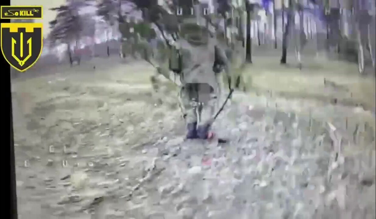 Dirty katsap pretended to be a walking pine tree, and failed to fight a drone