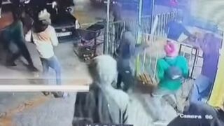 Criminal Cornered And Hacked By Machete Gang In South Africa