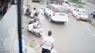 India: Gangster's Thar Runs Over Coconut Seller During STF Chase