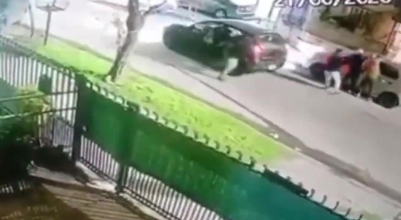 Argentina: Off-Duty Cops Turn Carjackers into Target Practice