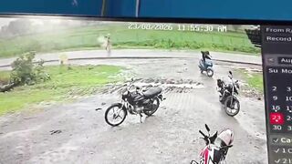 Woman Gets Killed By Lightning In India