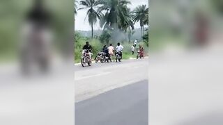 Thief Tries To Escape From Mob While His Head Is On Fire