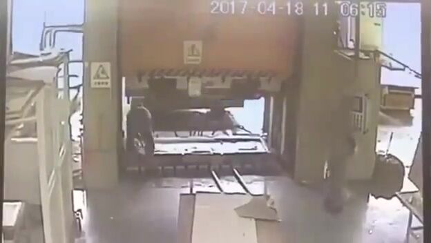 (Classic) Crushed at Work