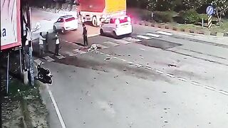Another Instant Death On Roads Of India