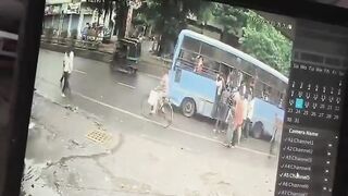 Man Trying To Board A Moving Bus, Falls And Gets Run Over. Dies In Hospital