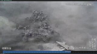 Deadly flash flood on the China-Nepal border{New Angle+Victim}