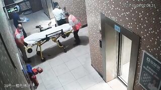 Classic: Guy Burns to death in Elevator