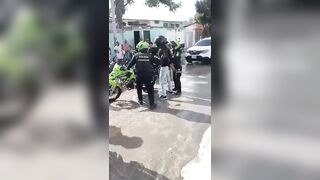 Sicario Instantly Caught After Shooting Man On Busy Road In Cartagena, Colombia