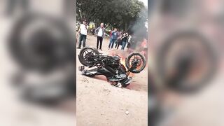 Thief Hit Pedestrian Before Getting Caught And Beaten By Locals In Colombia