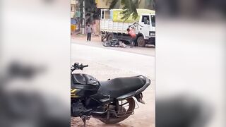 Man Gets Hacked To Death With Sickles In Broad Daylight In India